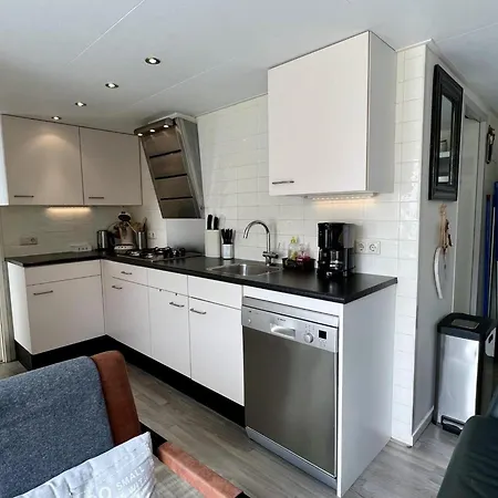 Holiday home For 4 People *