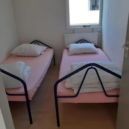 Holiday home For 4 People *