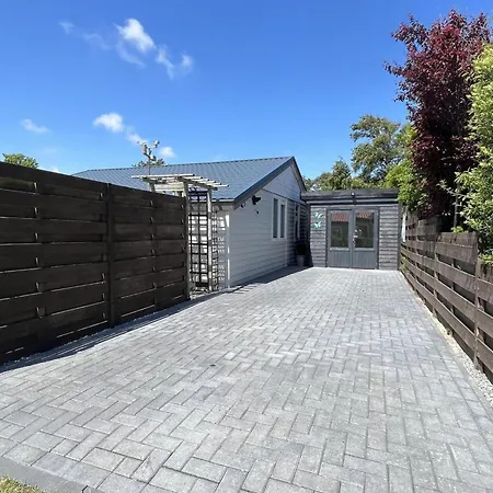 Comfortable For 4 People * Sint Maartensvlotbrug