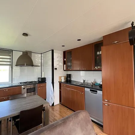 Ferienhaus Comfortable For 4 People Sint Maartensvlotbrug