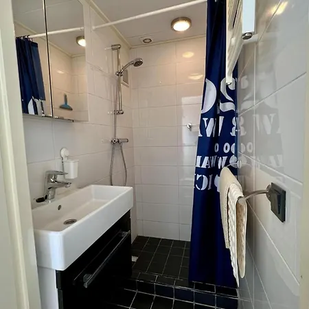 Comfortable For 4 People Ferienhaus Sint Maartensvlotbrug