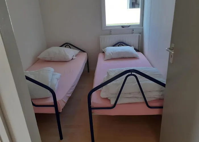 Feriehus Comfortable For 4 People *