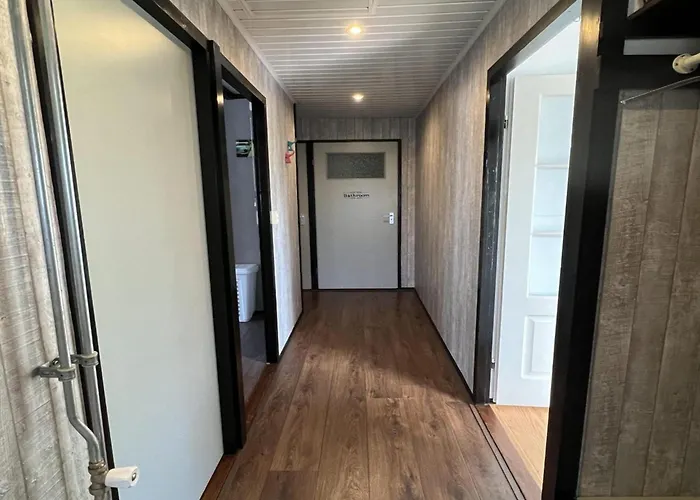 Comfortable For 4 People *