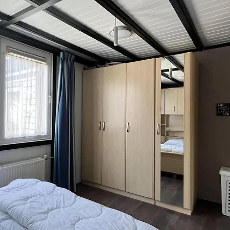 Comfortable For 4 People * Sint Maartensvlotbrug