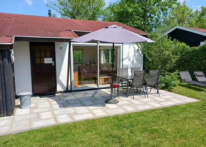 Comfortable For 4 People * Sint Maartensvlotbrug