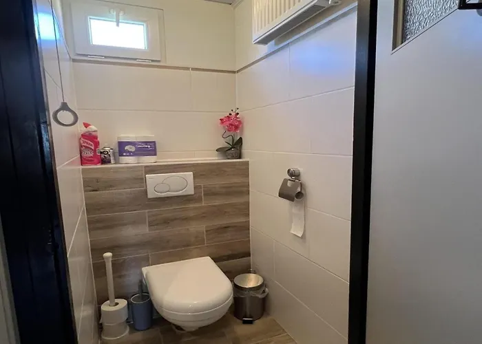 بيت للعطل Comfortable For 4 People Sint Maartensvlotbrug